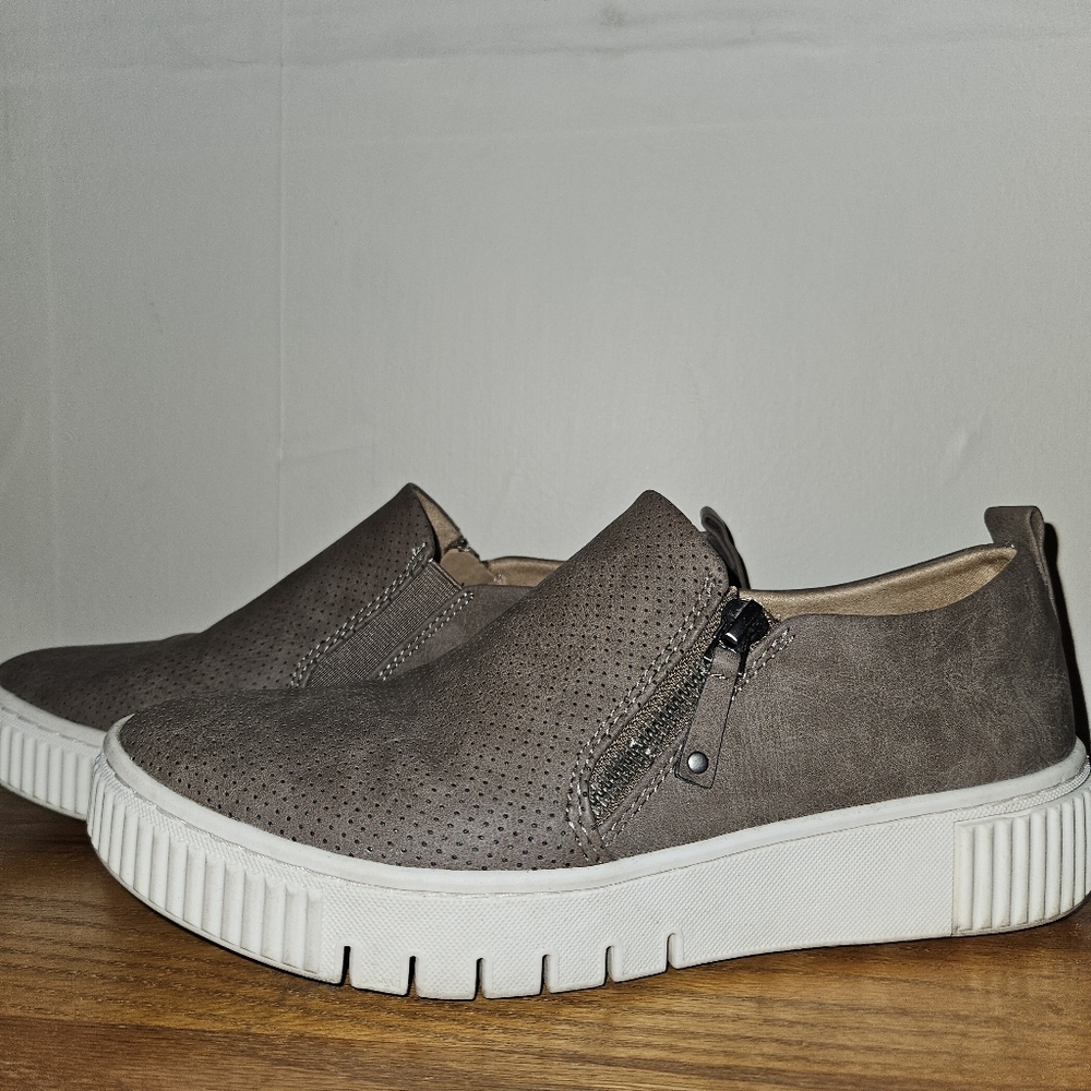 Women Shoes Soul Naturalizer Turner Sneakers 7